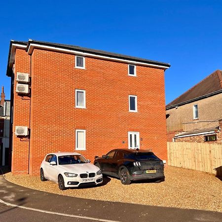 Superb Modern Flat In Northampton, Parking &Ev Leilighet Eksteriør bilde