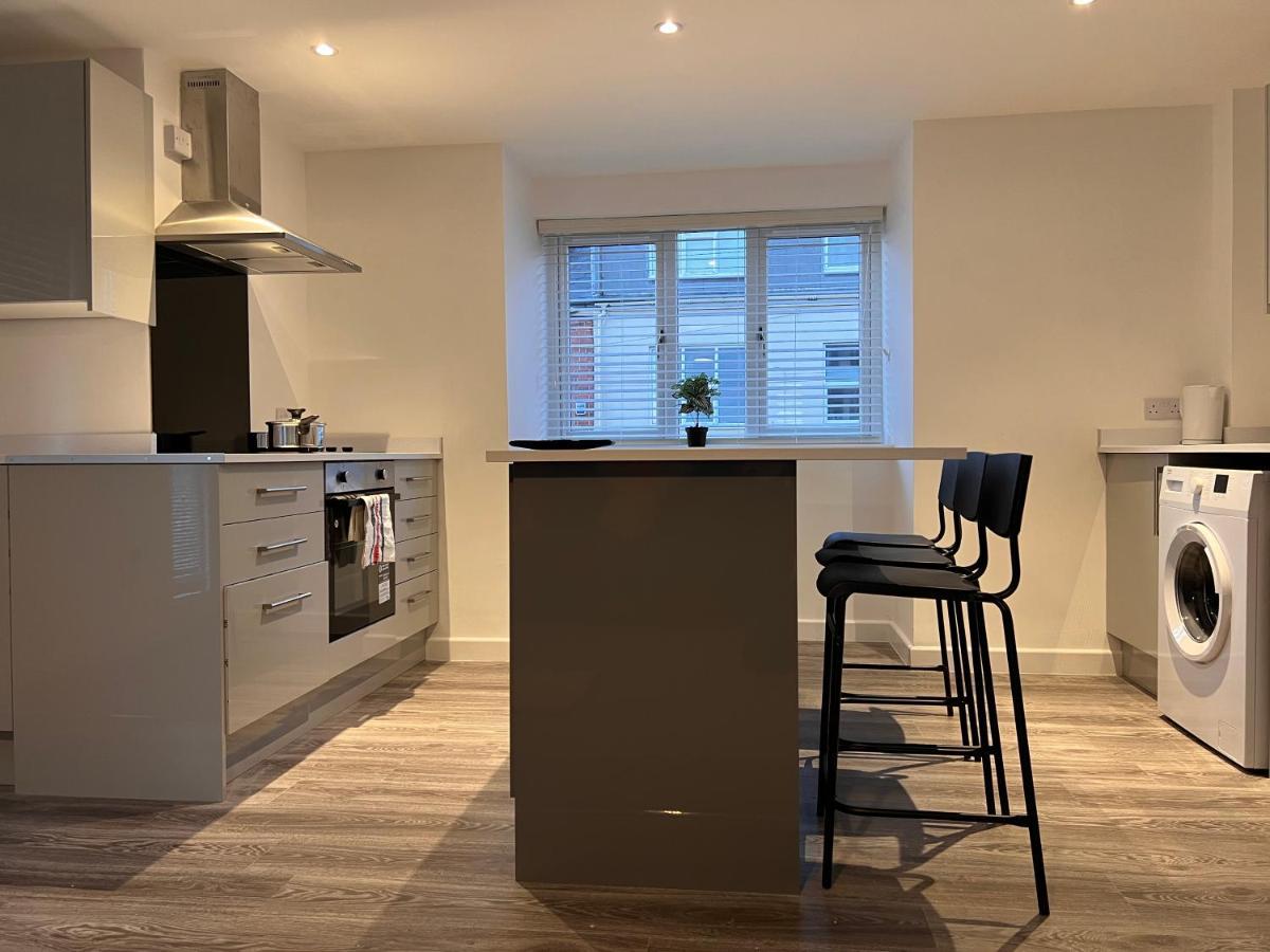 Superb Modern Flat In Northampton, Parking &Ev Leilighet Eksteriør bilde