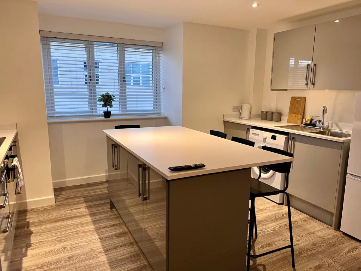 Superb Modern Flat In Northampton, Parking &Ev Leilighet Eksteriør bilde